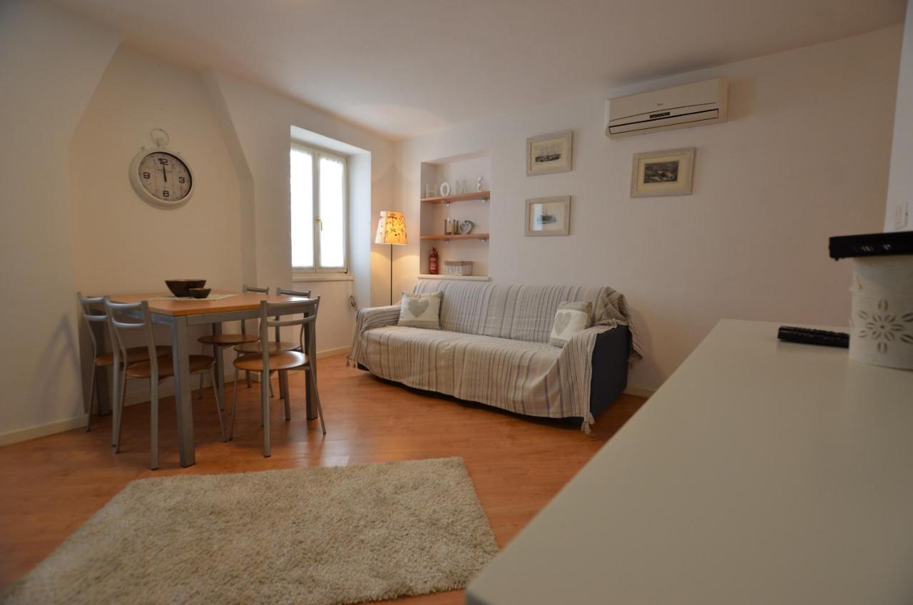 Stella 2 Sea View Apartment Rovinj Eksteriør billede
