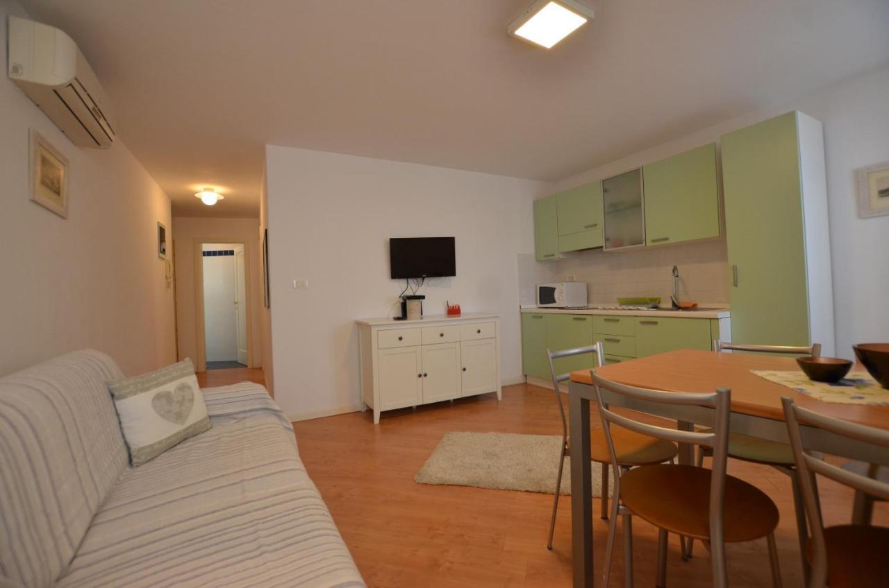 Stella 2 Sea View Apartment Rovinj Eksteriør billede